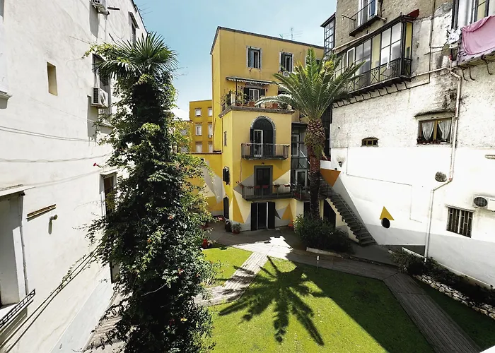 La Controra NaplesHostel